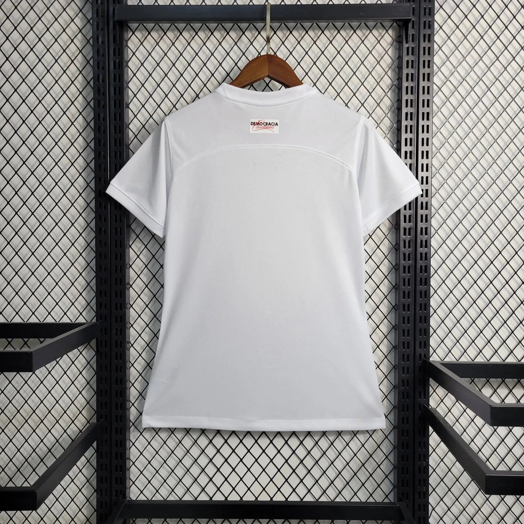 "Camisa Timão Home 23/24 - Torcedor Feminina Branca - Netmantos"