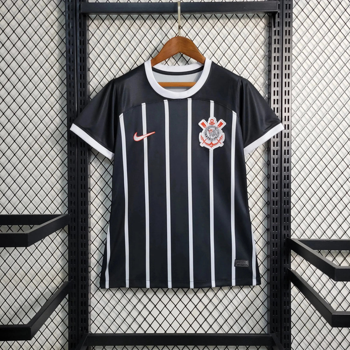 "Camisa Timão Away 23/24 - Torcedor Feminina Preta - Netmantos"