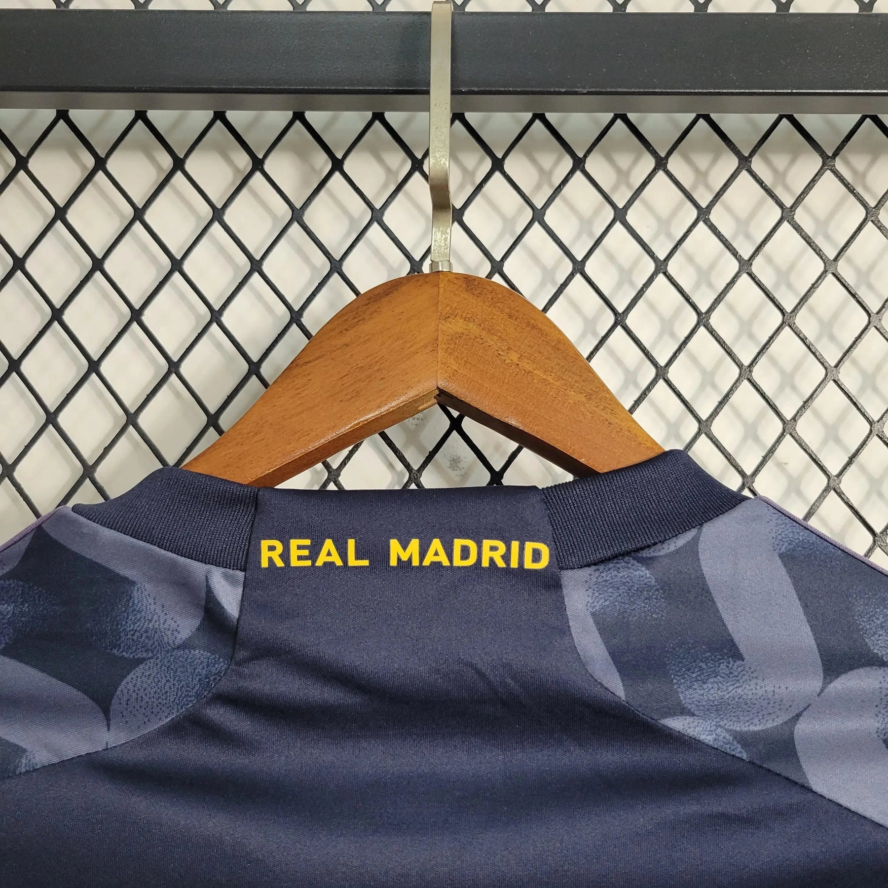 "Camisa Real Madrid Away 23/24 - Torcedor Masculina Preta - Netmantos"