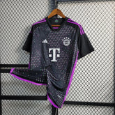 "Camisa Bayern Munchen Away 23/24 - Torcedor Masculina Preta e Roxa - Netmantos"