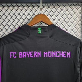"Camisa Bayern Munchen Away 23/24 - Torcedor Masculina Preta e Roxa - Netmantos"