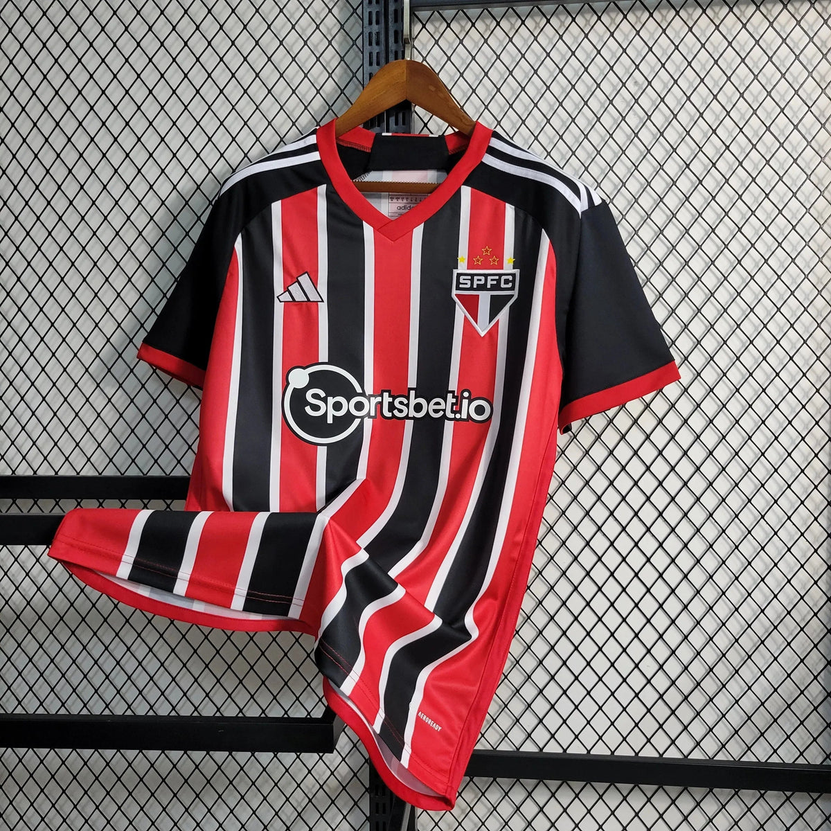 "Camisa São Paulo Away 23/24 - Torcedor Masculina Preto e Vermelho - Netmantos"