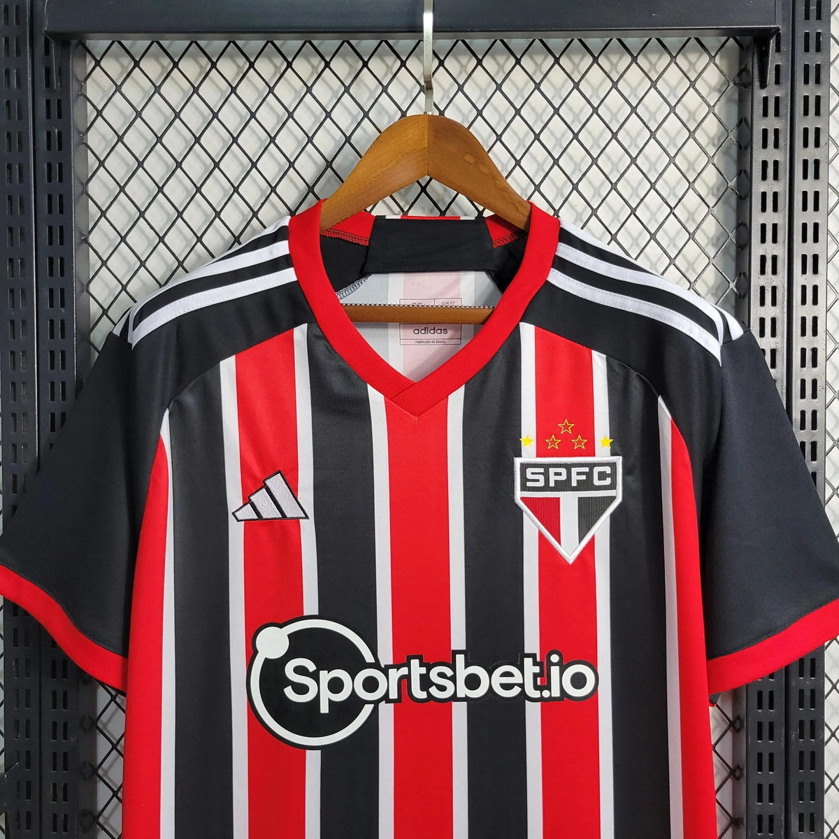 "Camisa São Paulo Away 23/24 - Torcedor Masculina Preto e Vermelho - Netmantos"