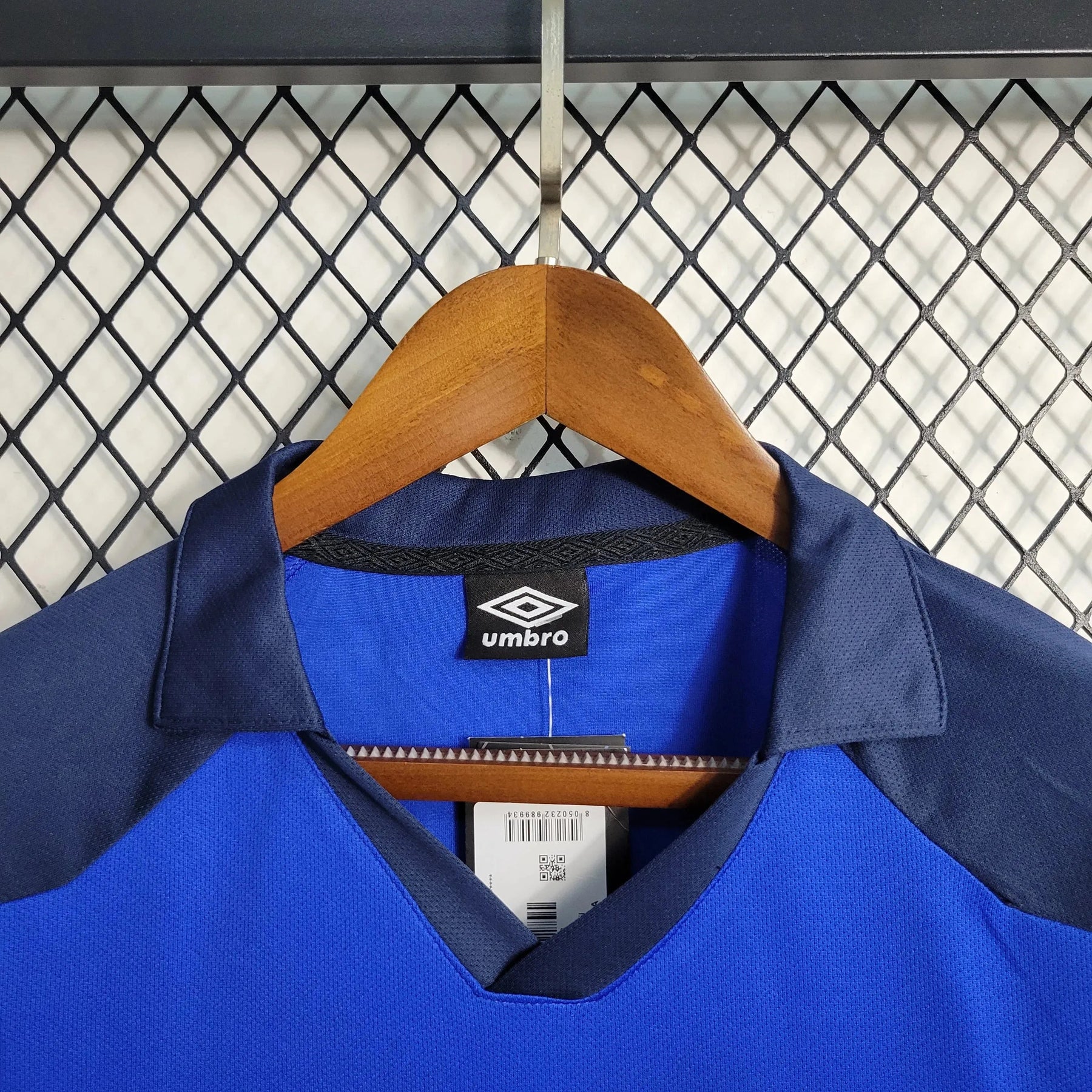 "Camisa Santista Treino 23/24 - Torcedor Masculina Azul - Netmantos"