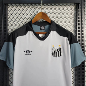 "Camisa Santista Treino 23/24 - Torcedor Masculina Branca e Cinza - Netmantos"