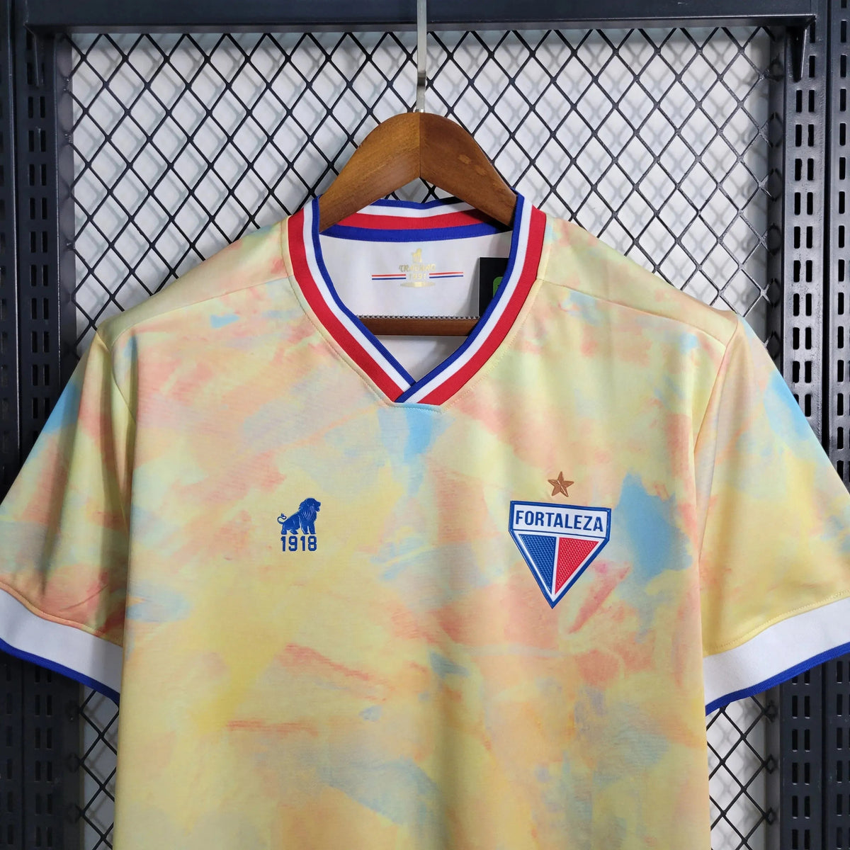 "Camisa Fortaleza Edição Especial 23/24 - Torcedor Masculina Amarela - Netmantos"