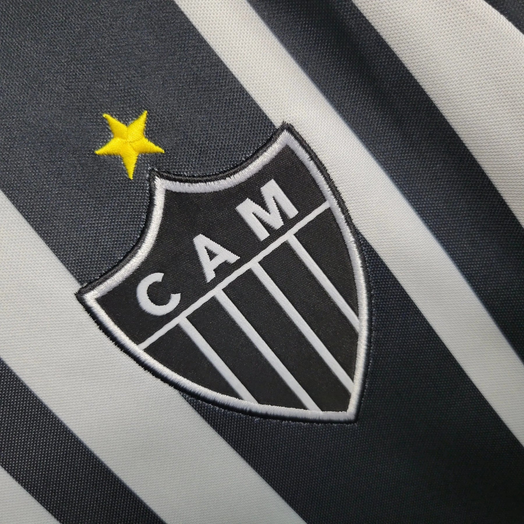 "Camisa Atlético Mineiro Home 23/24 - Torcedor Masculina Preta e Branca - Netmantos"