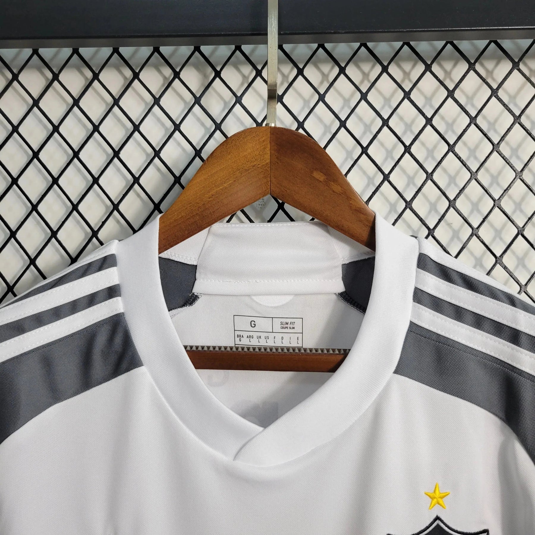 "Camisa Atlético Mineiro Away 23/24 - Torcedor Masculina Branca e Cinza - Netmantos"