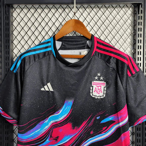 "Camisa Argentina Edição Comemorativa 23/24 - Torcedor Masculina Preta e Roxa - Netmantos"