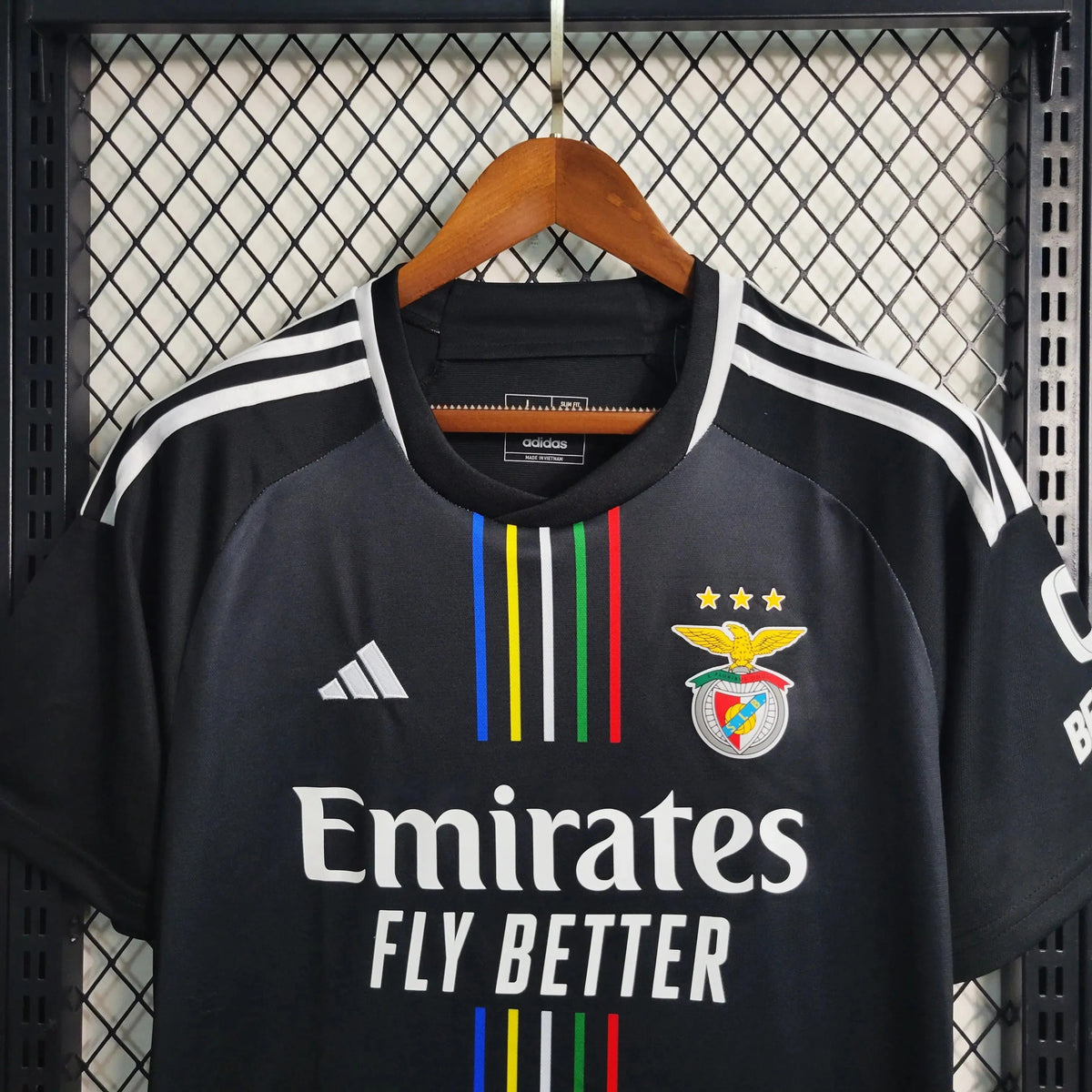"Camisa Benfica II 23/24 - Torcedor Masculina Preta - Netmantos"
