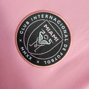 "Camisa Inter Miami Home 22/23 - Torcedor Masculina Rosa + Patch Messi - Netmantos"
