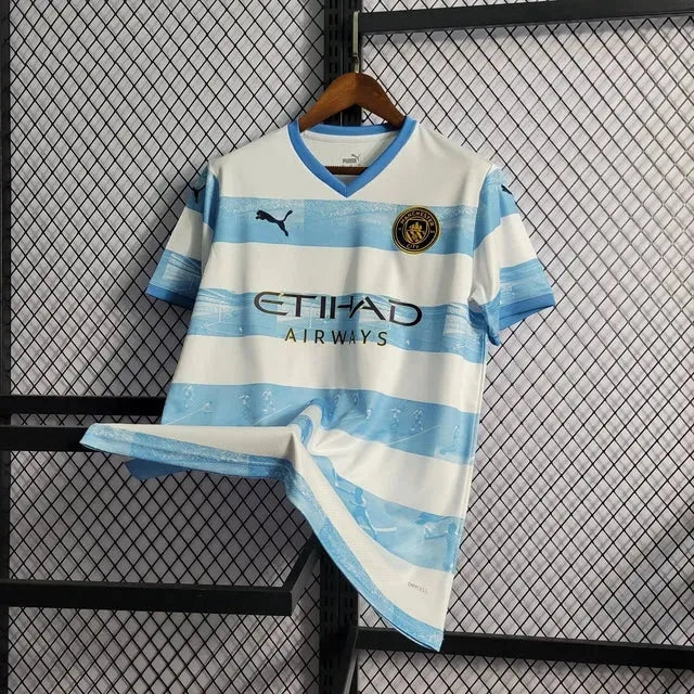 "Camisa Manchester City Comemorativa 22/23 - Torcedor Masculina - Netmantos"