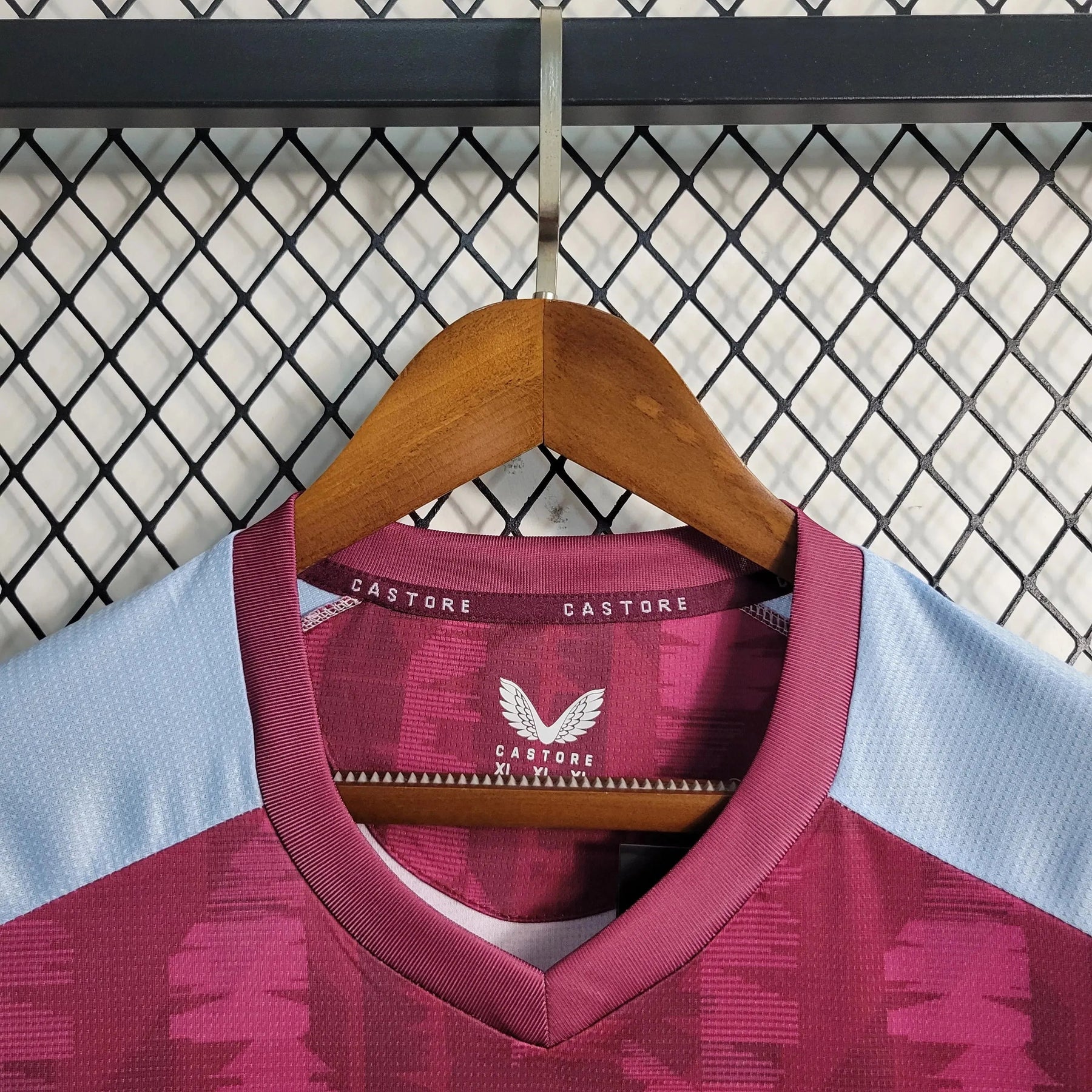 "Camisa Aston Home 23/24 - Torcedor Masculina - Netmantos"