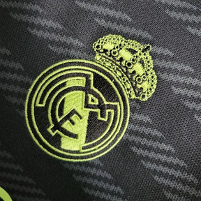 "Camisa Real Madrid III Away 22/23 - Torcedor Masculina Preta e Verde - Netmantos"