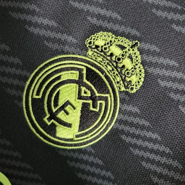 "Camisa Real Madrid III Away 22/23 - Torcedor Masculina Preta e Verde - Netmantos"