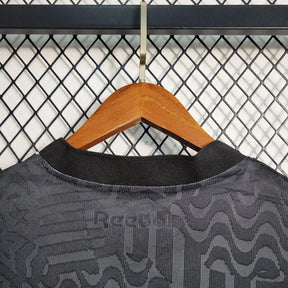 "Camisa Bota Fogo Home 23/24 - Torcedor Masculina Preta e Branca - Netmantos"