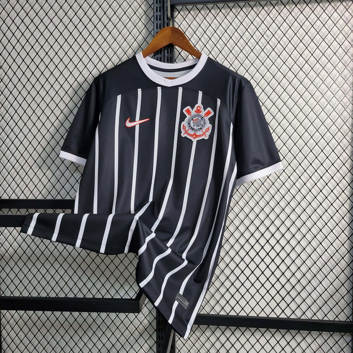 "Camisa Timão Away 23/24 - Torcedor Masculina Preta - Netmantos"