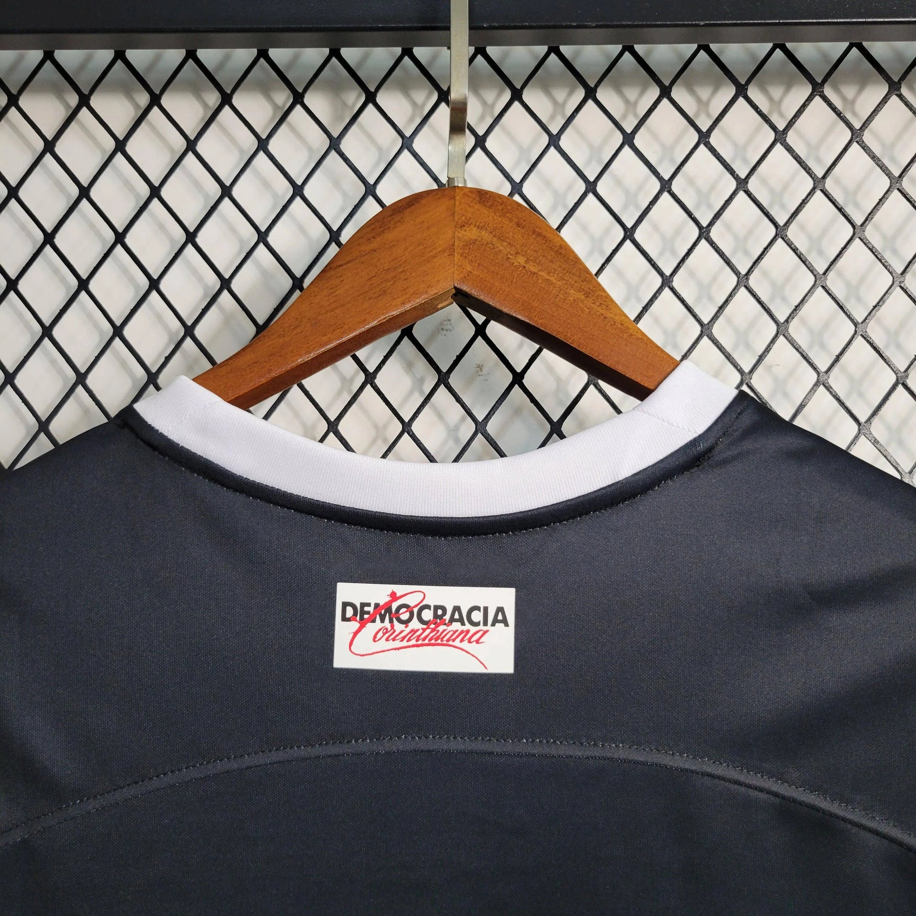 "Camisa Timão Away 23/24 - Torcedor Masculina Preta - Netmantos"