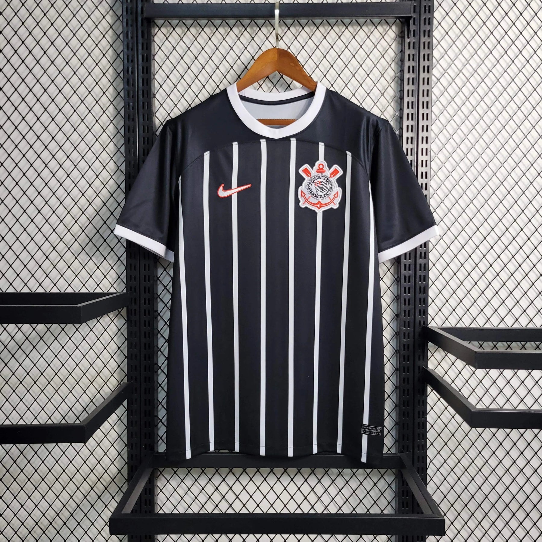 "Camisa Timão Away 23/24 - Torcedor Masculina Preta - Netmantos"