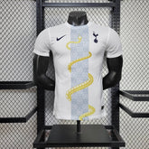"Camisa Tottenham Cobra Dourada 25/26 - Jogador Masculina Branca - Netmantos"