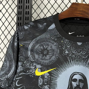 Camisa Brasil x STUSSY Cristo Redentor - Torcedor Masculina Preta - Netmantos