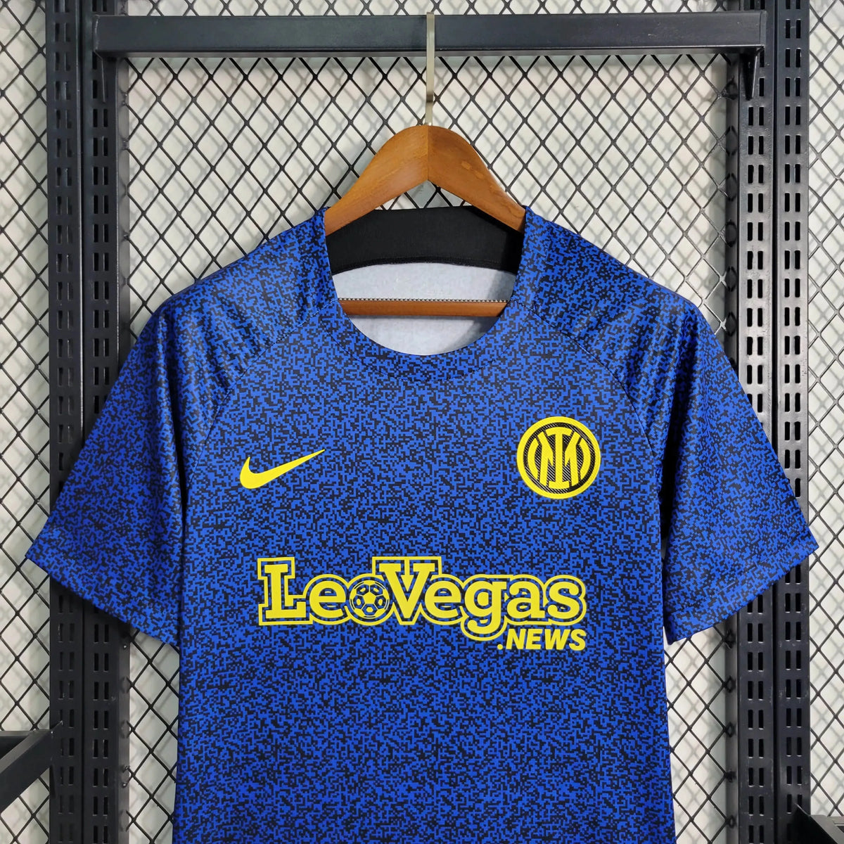 Camisa Inter de Milão Treino 23/24 - Torcedor Masculina Azul e Amarela - Netmantos