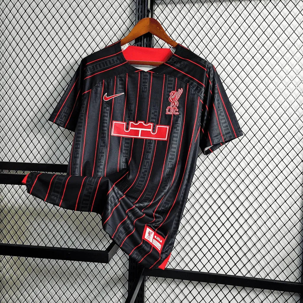 Camisa Liverpool x Lebron James 23/24 - Torcedor Masculina - Netmantos