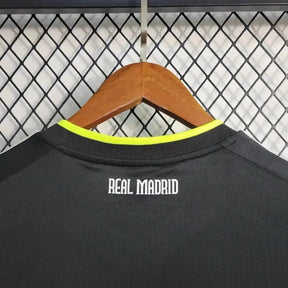 Camisa Real Madrid Away Retrô 2010/11 - Torcedor Masculina Preta e Verde Manga Longa - Netmantos