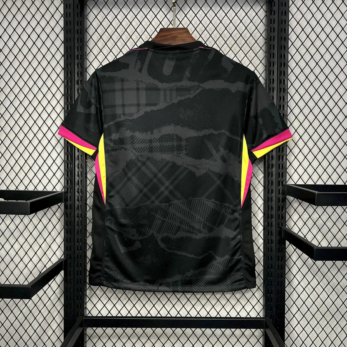 Camisa Chelsea Third Away 24/25 - Torcedor Masculina Preta e Rosa - Netmantos