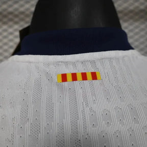 Camisa Barcelona COLDPLAY 25/26 - Jogador Masculina Branca - Netmantos