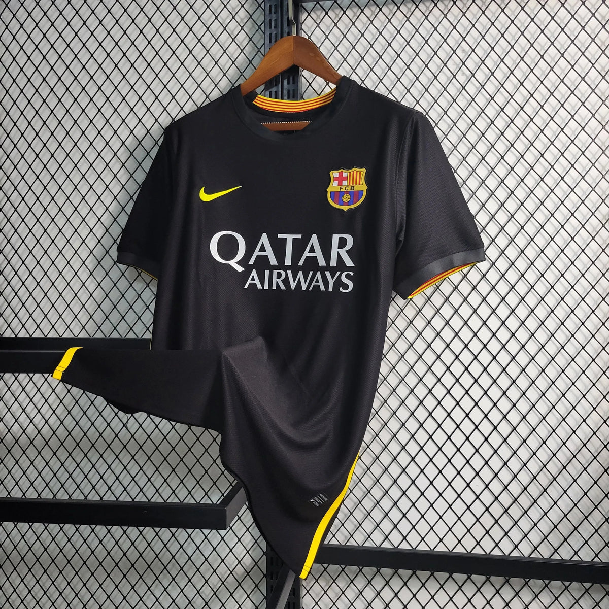 Camisa Barcelona Retrô Away 13/14 - Torcedor Masculina Preta - Netmantos