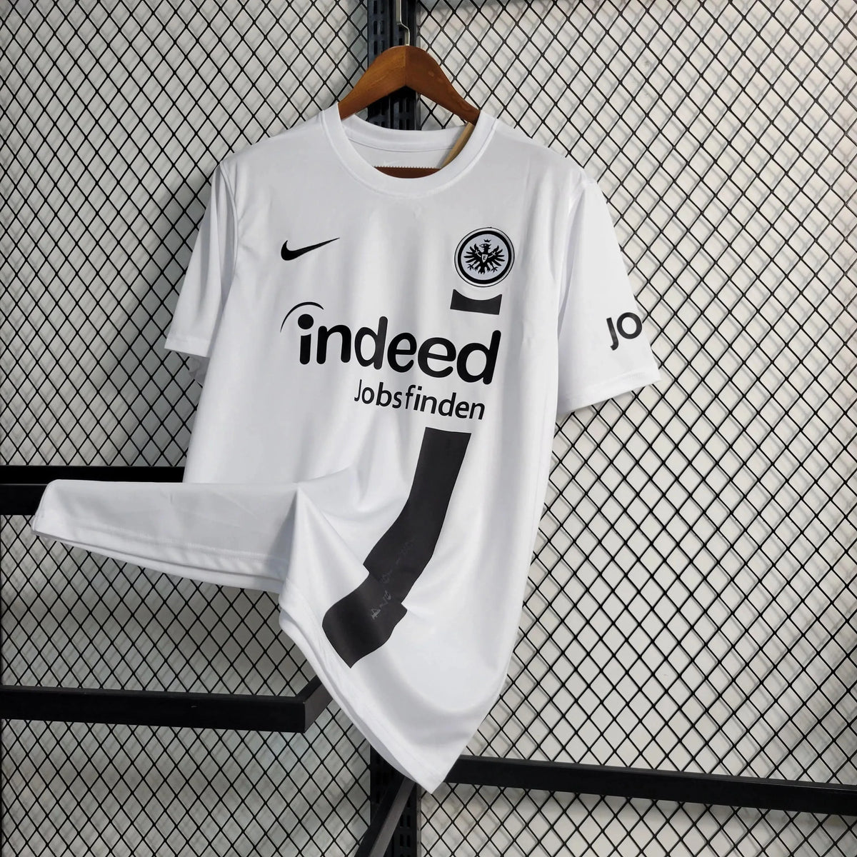 Camisa Eintracht Frankfurt Edição Especial 23/24 - Torcedor Masculina Branca - Netmantos