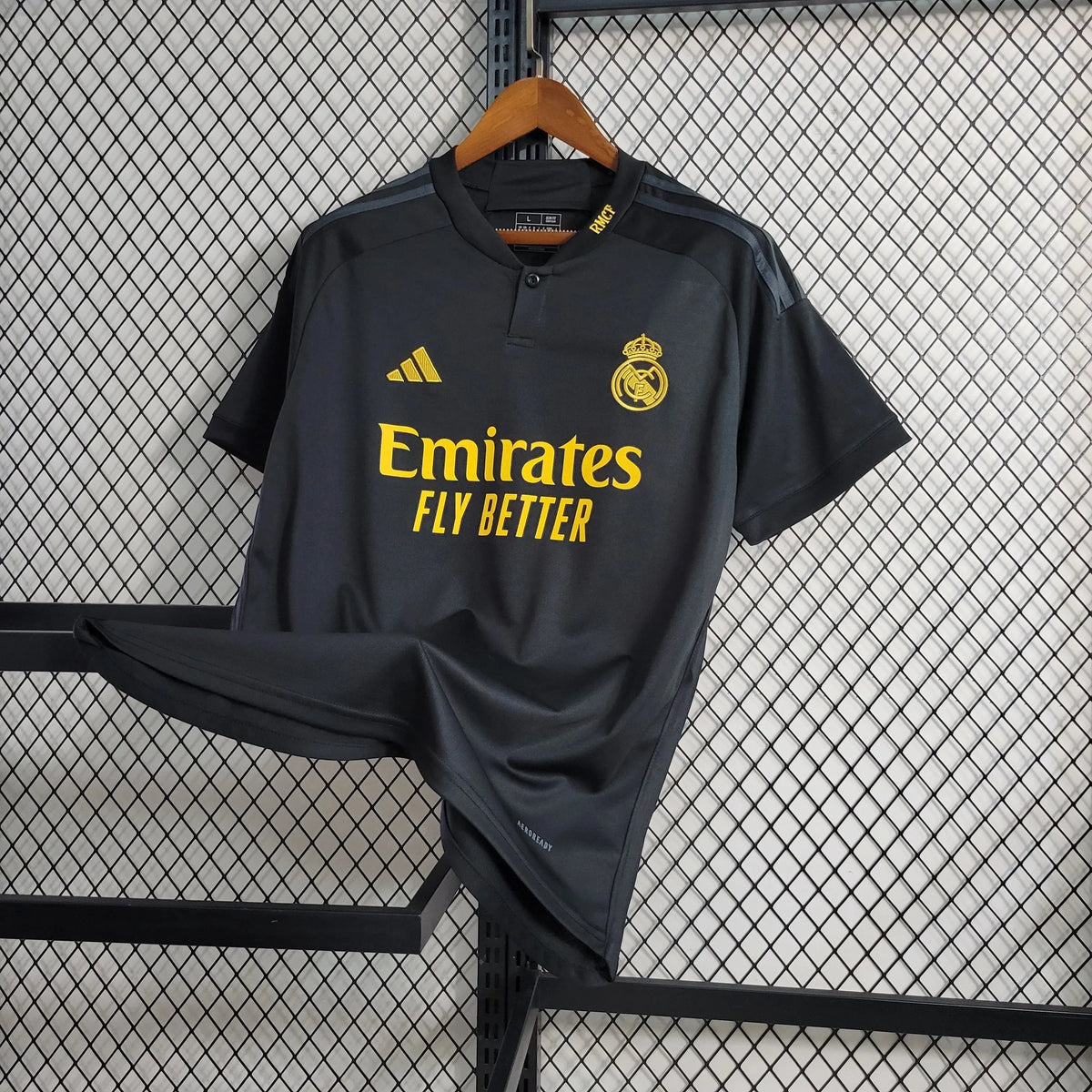 Camisa Real Madrid Away II 23/24 - Torcedor Masculina Preta e Amarela - Netmantos