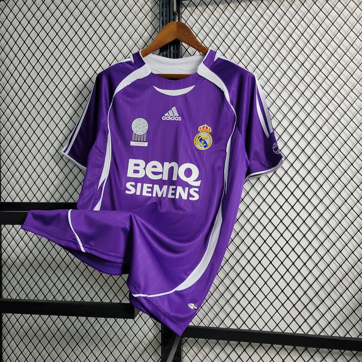 Camisa Real Madrid Retrô Away 2006 - Torcedor Masculina Roxa - Netmantos